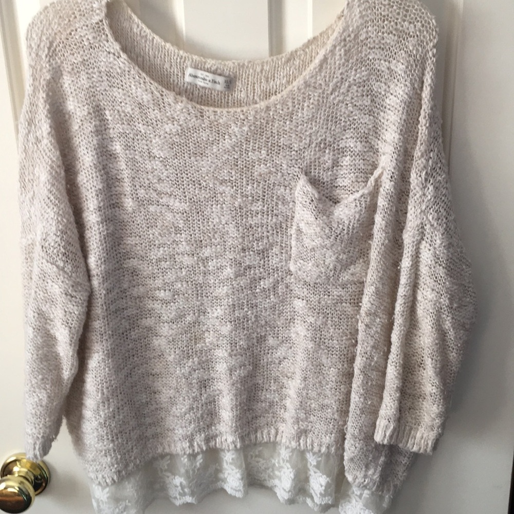 Abercrombie and Fitch light sweater